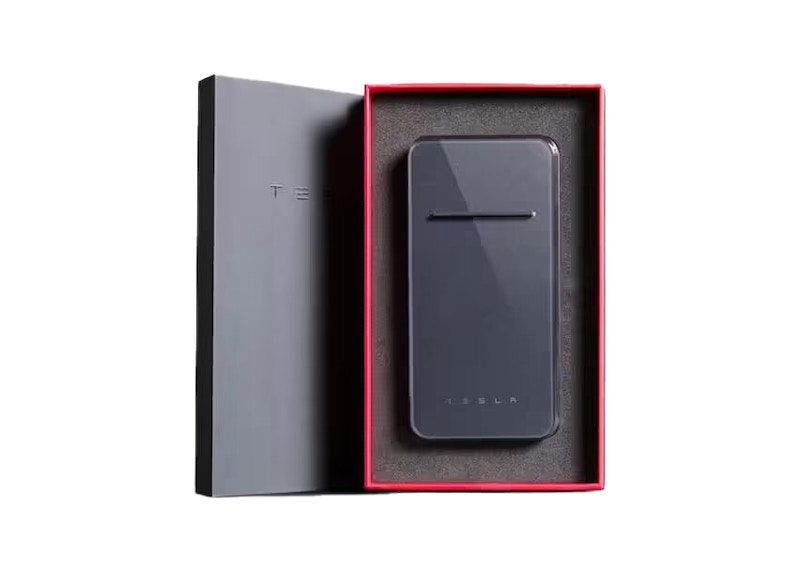 Tesla Wireless Portable Charger 2