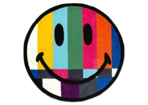 Market Smiley TV Loading Rug