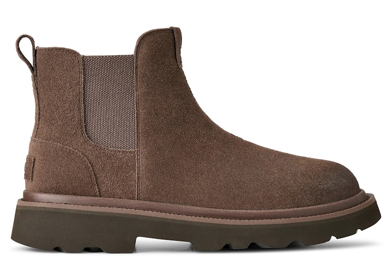 UGG Chelsea Lug Boot Molasses
