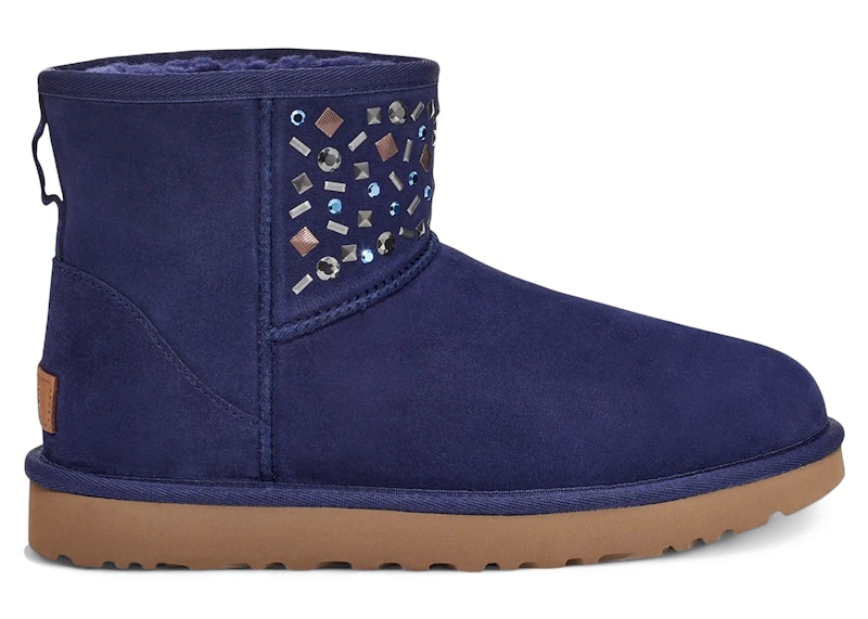 UGG Classic Mini Stud II Boot Medallion