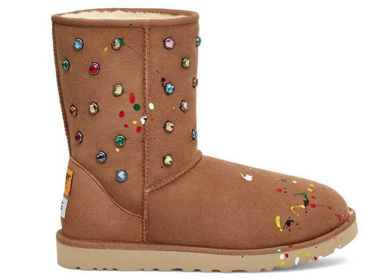 UGG Classic Short Boot Gallery Dept. Chestnut