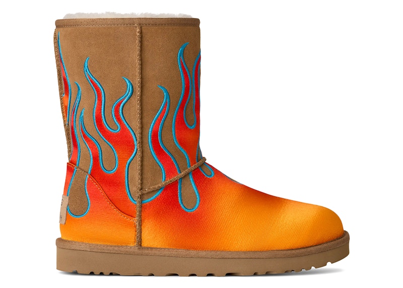 UGG Classic Short Boot Jeremy Scott Flames Chestnut