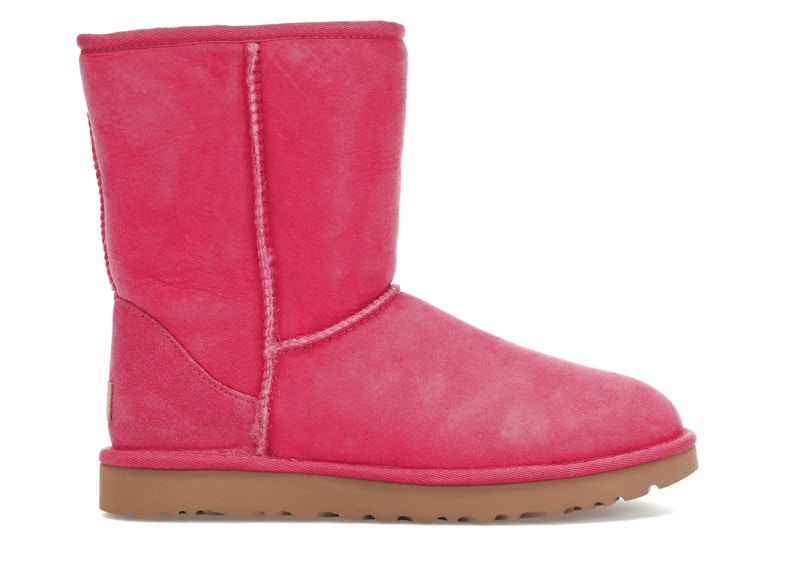UGG Classic Short II Boot Berry