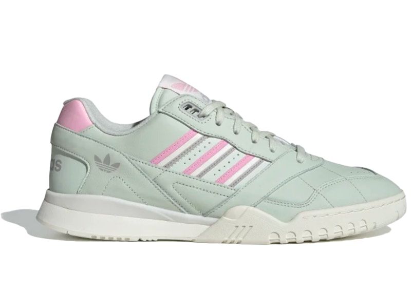 adidas A.R. Trainer Linen Groen