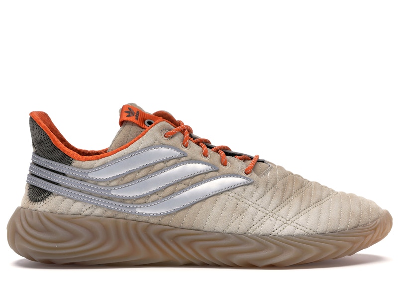 adidas Sobakov Bodega Oranje
