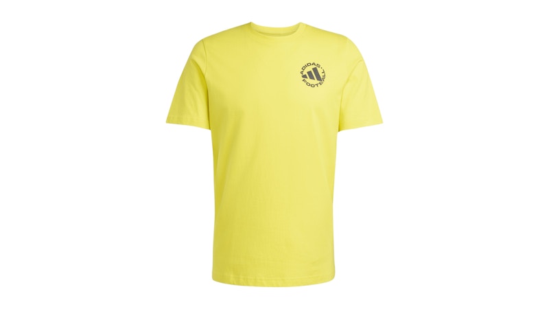 adidas Sticker Graphic Tee Geel