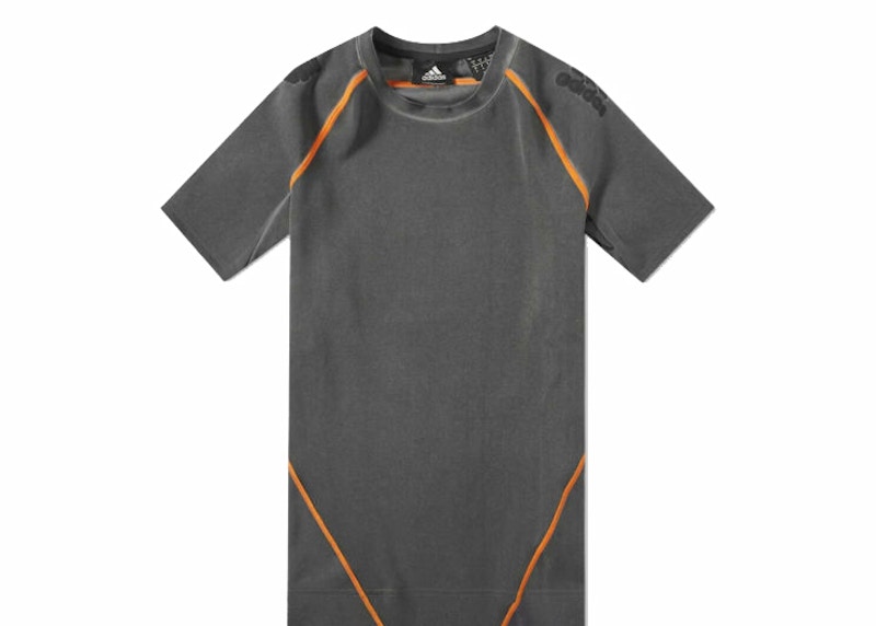 adidas x Undefeated Tech Tee Zwart
