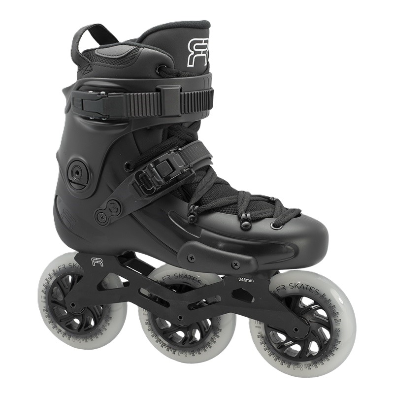 FR – FR2 310 – Freeskates – 39 Zwart