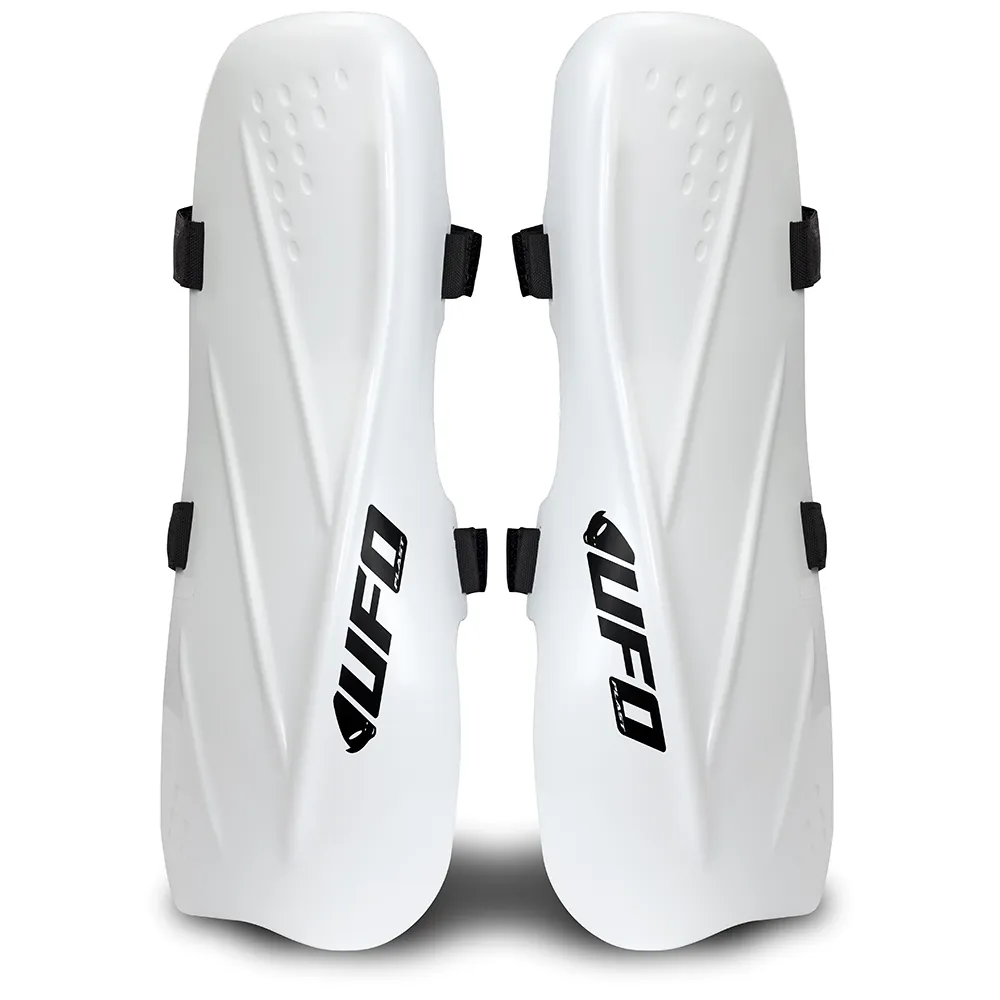 Ufo Sk09185#w Scheenbeschermers Wit