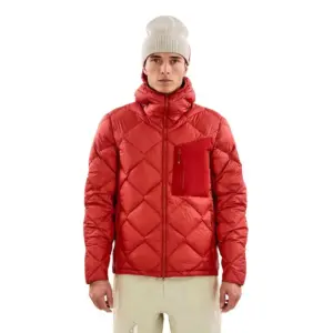 The Mountain Studio Ultralight Hood Donzen Jas Rood