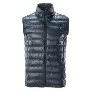 Iguana Blanco Vest Salute
