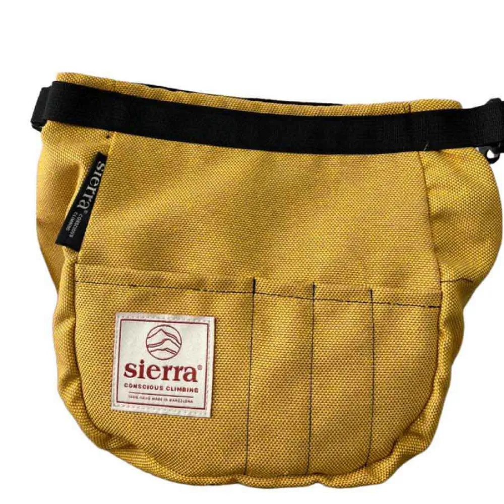 Sierra Climbing Eye Bird Boulder Tas Geel