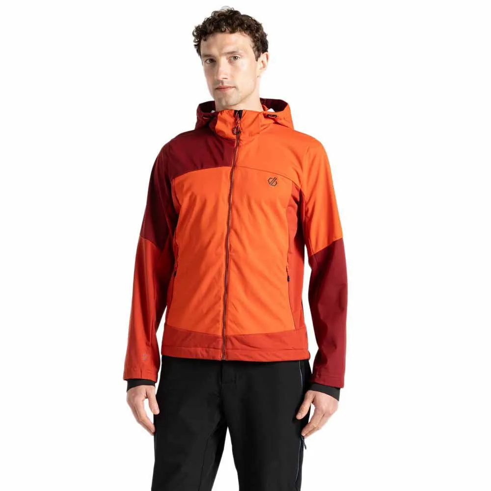 Dare2b Mountaineer Softshelljack Rood