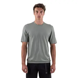 The Mountain Studio Two Tone Tech T-shirt Met Korte Mouwen Groen