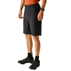 Dare2b Descent Korte Broek Zwart