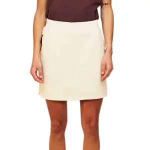 The Mountain Studio Comfort Rok Almond Milk