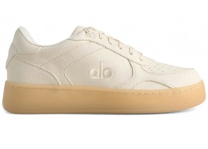 Alo Yoga Recovery Mode Sneaker Clay