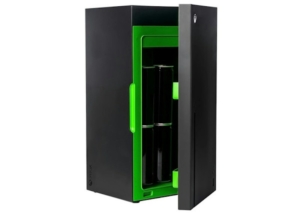 Microsoft Xbox Series X Mini Fridge 1.5:1 Scale 12 Can Capacity Version