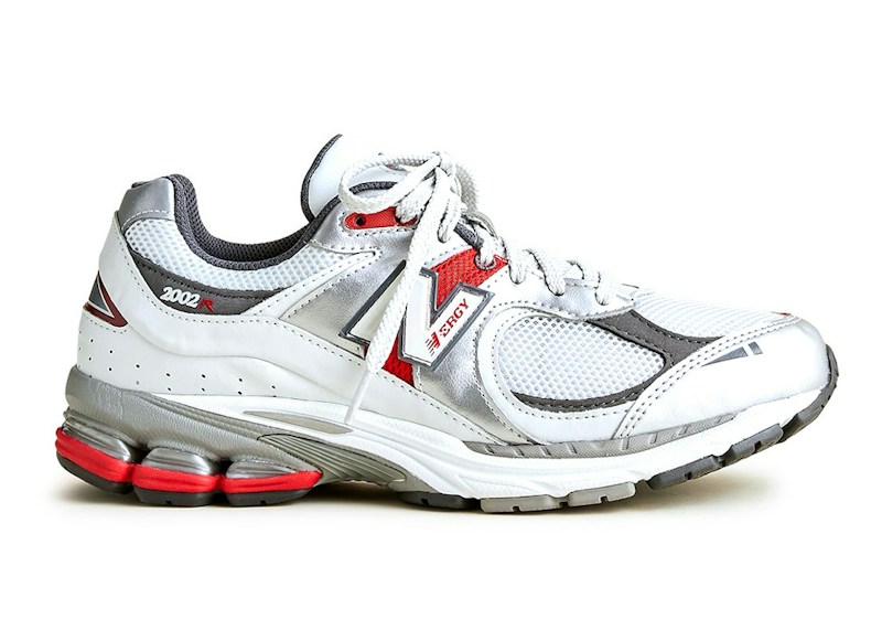 New Balance 2002R J. Crew Metallic Zilver