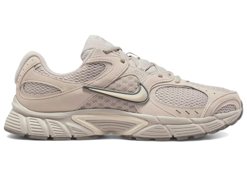 Nike V5 RNR Moon Particle Light Orewood Bruin