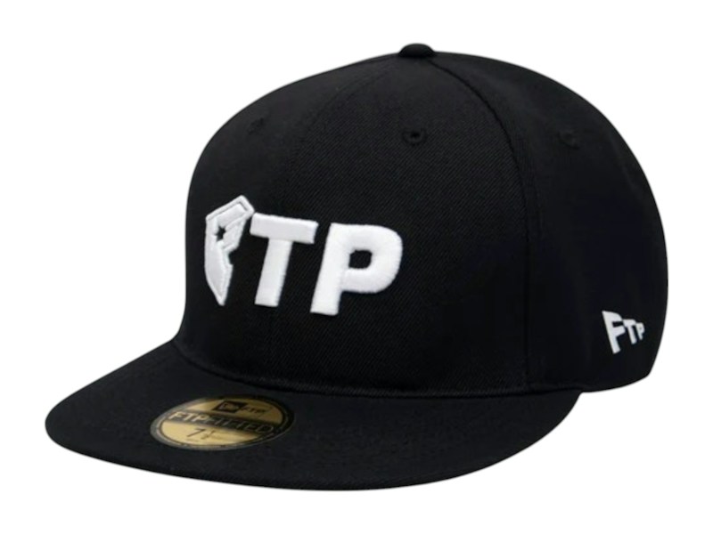 FTP x Famous Logo Fitted Hat Zwart