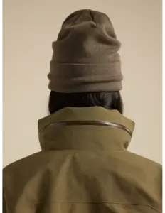 Arc’teryx Bird Word Toque Mongoose / Sea Salt